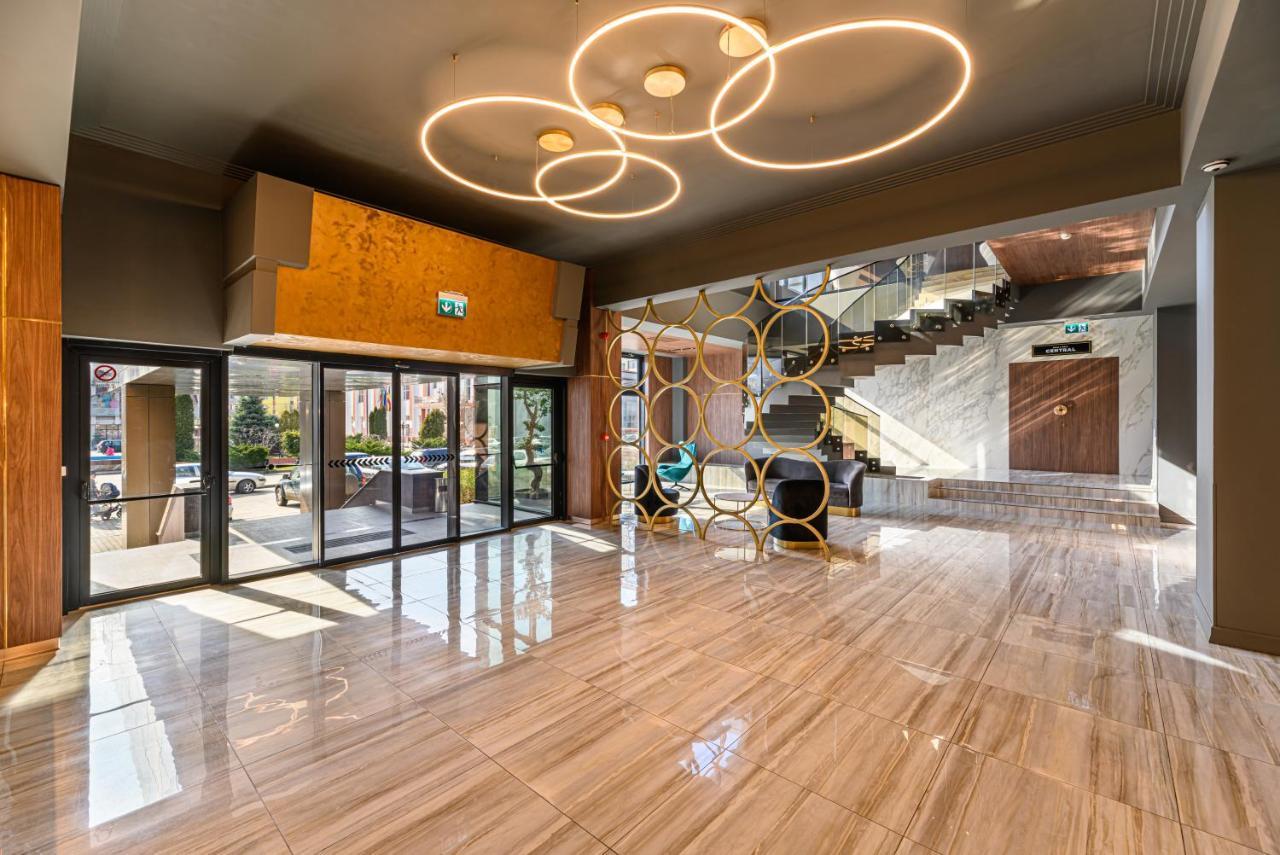 Hotel Central Pascani Εξωτερικό φωτογραφία
